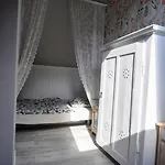 Iskierkowka Lodge *